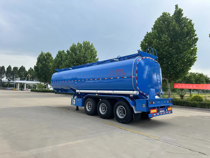 罐式车